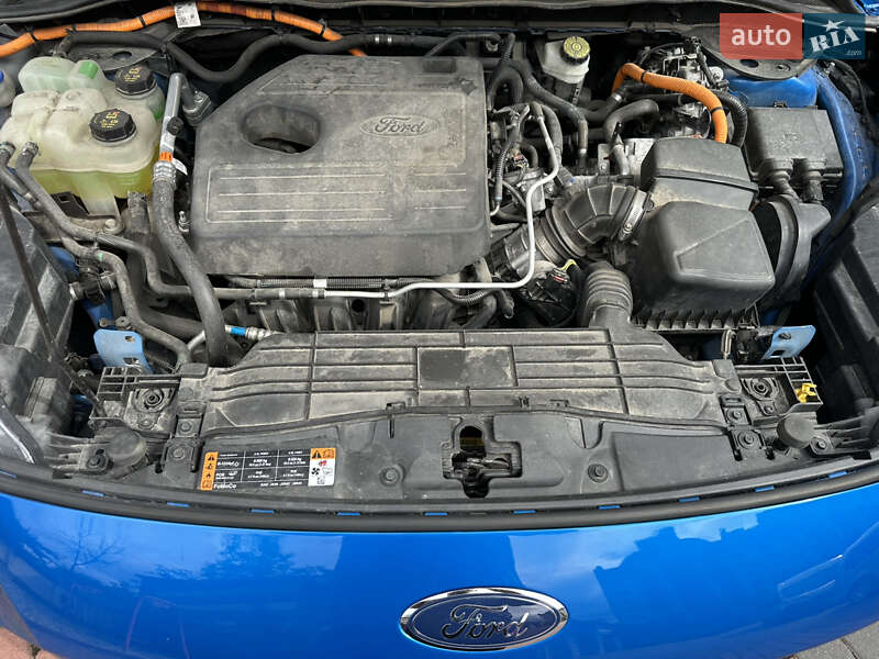 Внедорожник / Кроссовер Ford Escape 2020 в Ивано-Франковске