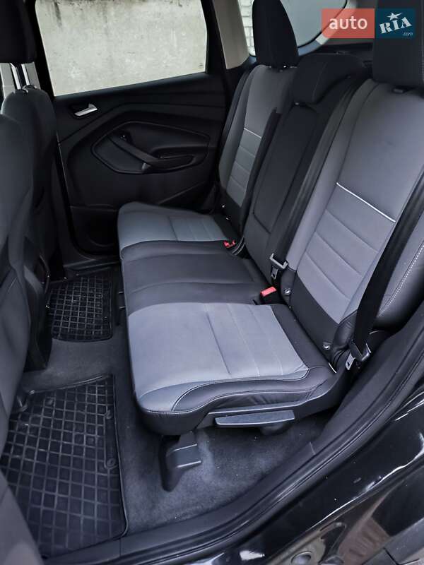 Внедорожник / Кроссовер Ford Escape 2012 в Чернигове