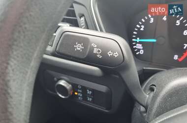Внедорожник / Кроссовер Ford Escape 2020 в 