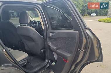 Внедорожник / Кроссовер Ford Escape 2020 в 