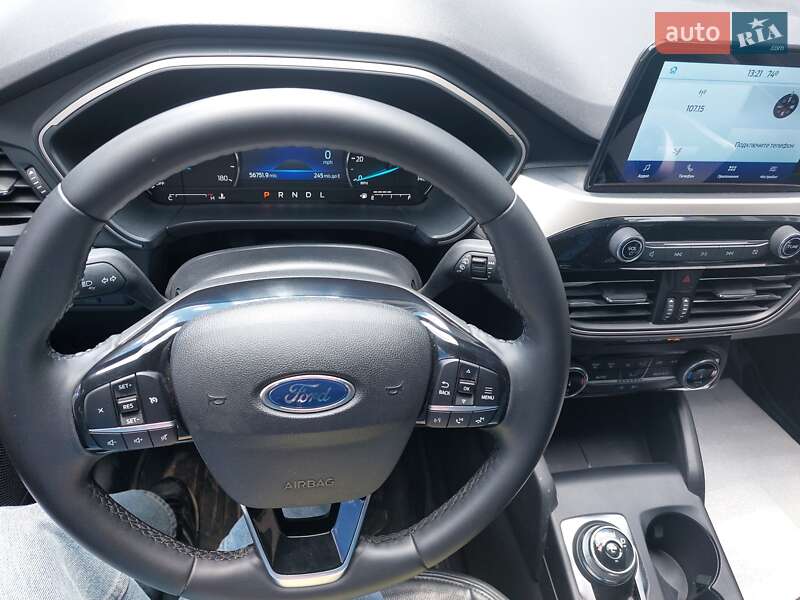 Внедорожник / Кроссовер Ford Escape 2022 в Киеве