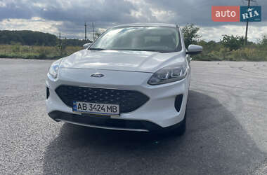 Внедорожник / Кроссовер Ford Escape 2020 в 