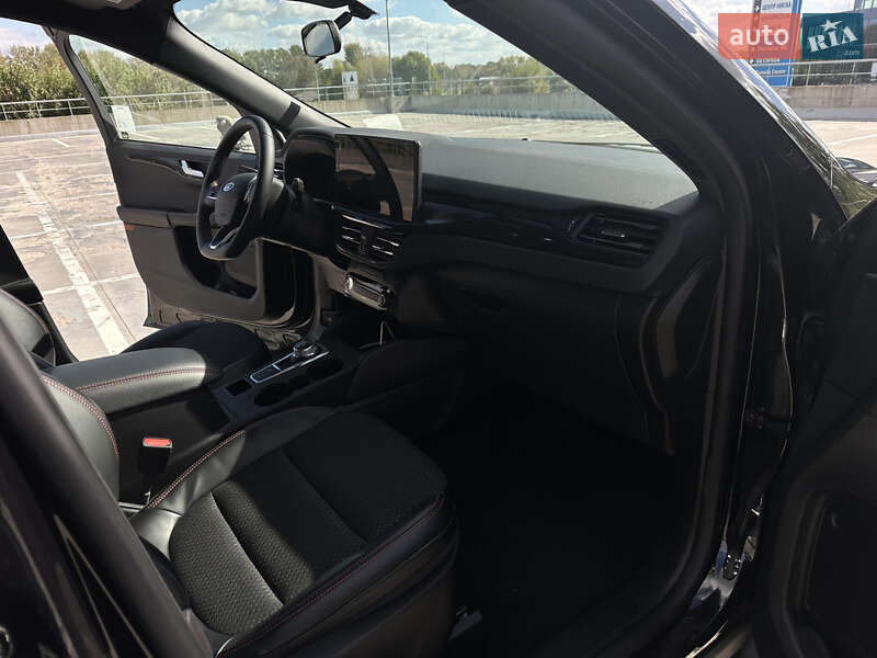 Внедорожник / Кроссовер Ford Escape 2023 в Киеве