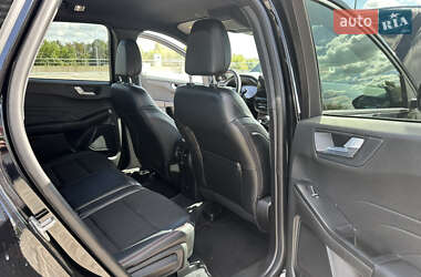 Внедорожник / Кроссовер Ford Escape 2023 в 