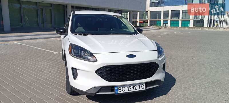 Внедорожник / Кроссовер Ford Escape 2020 в Львове