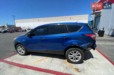 Внедорожник / Кроссовер Ford Escape 2017 в 