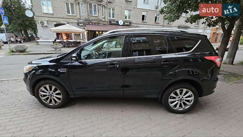 Внедорожник / Кроссовер Ford Escape 2017 в Киеве