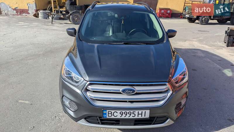 Внедорожник / Кроссовер Ford Escape 2019 в Львове