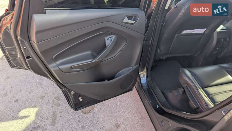 Внедорожник / Кроссовер Ford Escape 2019 в Львове