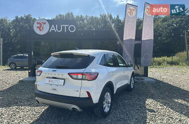 Внедорожник / Кроссовер Ford Escape 2020 в 