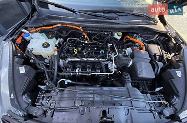 Внедорожник / Кроссовер Ford Escape 2020 в 