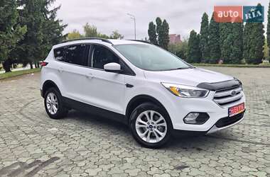 Позашляховик / Кросовер Ford Escape 2018 в Дубні