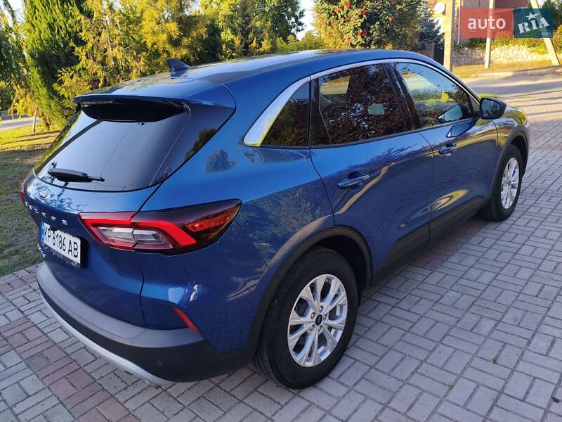 Внедорожник / Кроссовер Ford Escape 2023 в Запорожье