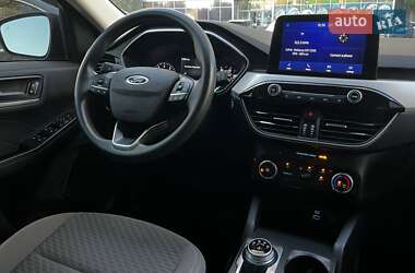 Внедорожник / Кроссовер Ford Escape 2022 в 