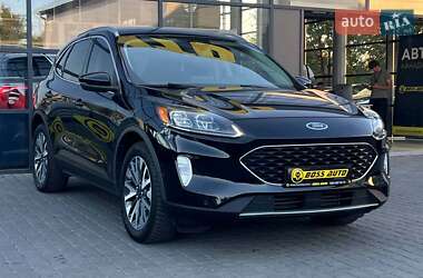Внедорожник / Кроссовер Ford Escape 2020 в 
