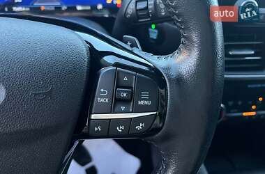 Внедорожник / Кроссовер Ford Escape 2020 в 