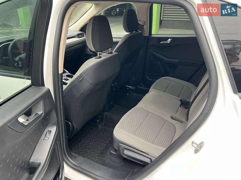 Внедорожник / Кроссовер Ford Escape 2020 в Киеве фото 37 Внедорожник / Кроссовер Ford Escape 2020 в Киеве