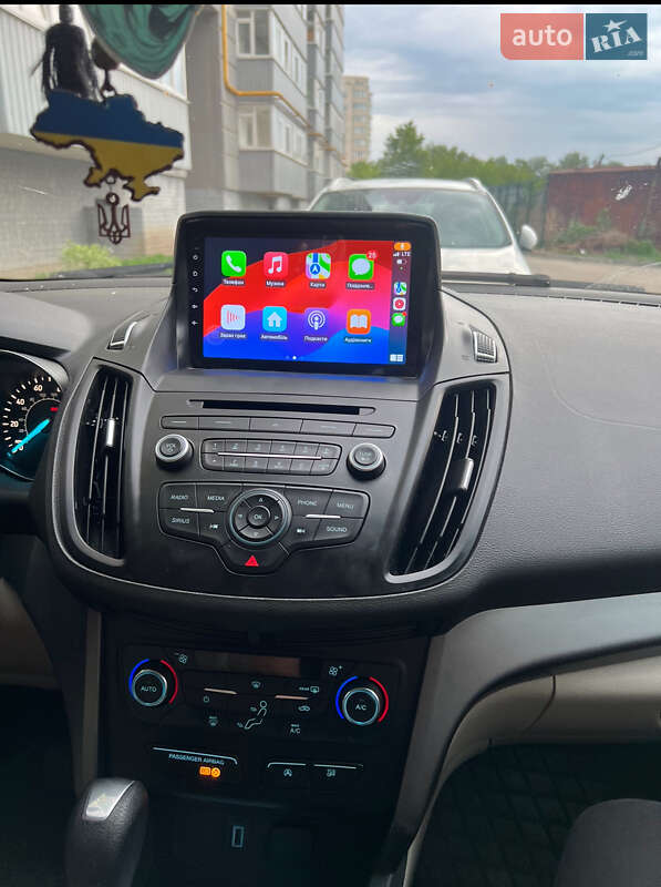 Внедорожник / Кроссовер Ford Escape 2017 в Сумах