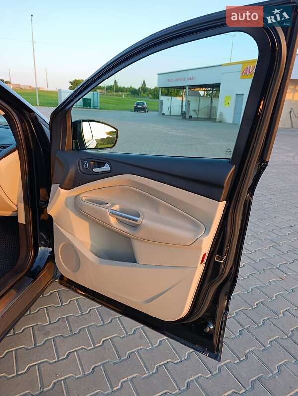 Внедорожник / Кроссовер Ford Escape 2012 в Горохове