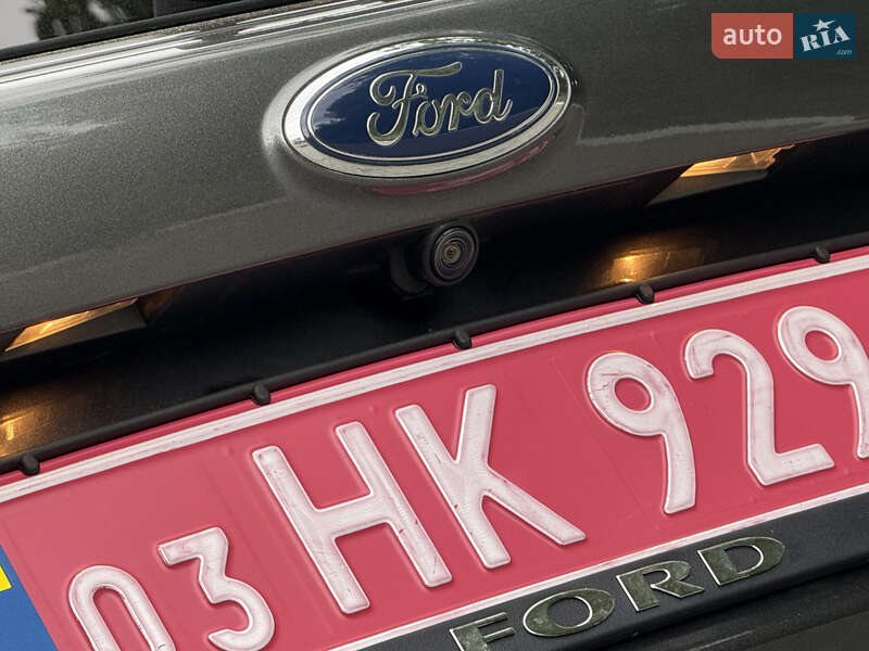 Внедорожник / Кроссовер Ford Escape 2016 в Дрогобыче