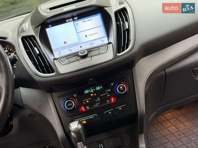 Внедорожник / Кроссовер Ford Escape 2016 в Дрогобыче