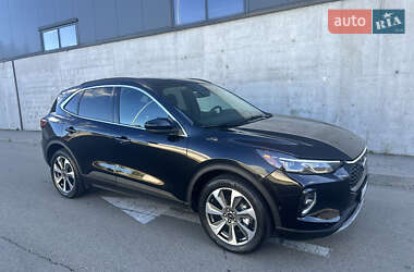 Внедорожник / Кроссовер Ford Escape 2023 в 