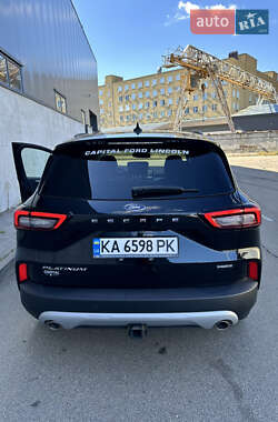 Внедорожник / Кроссовер Ford Escape 2023 в 