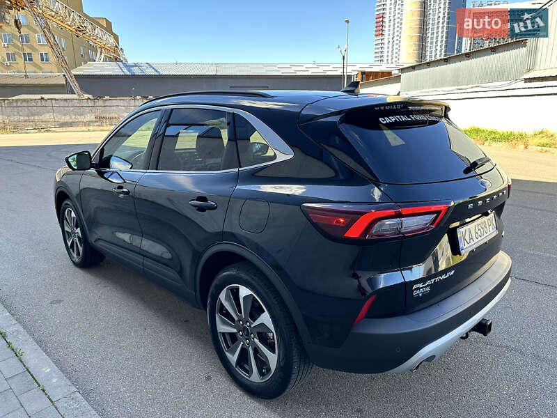 Внедорожник / Кроссовер Ford Escape 2023 в Киеве