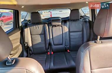 Внедорожник / Кроссовер Ford Escape 2015 в 