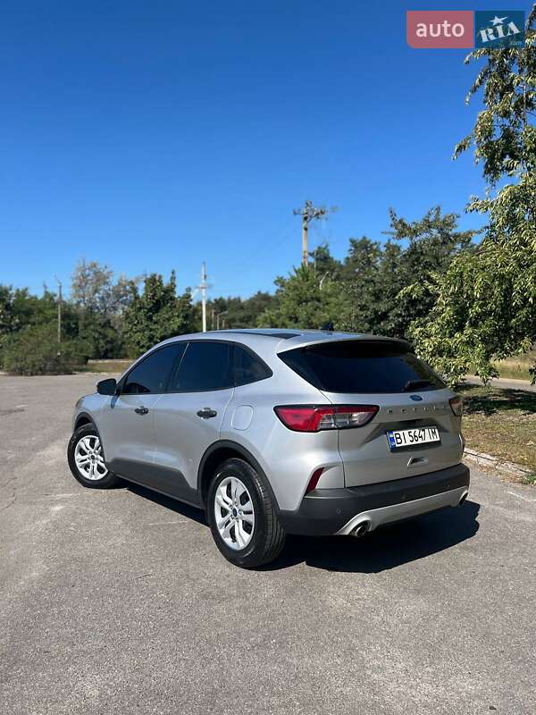 Внедорожник / Кроссовер Ford Escape 2019 в Горишних Плавнях
