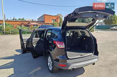 Внедорожник / Кроссовер Ford Escape 2014 в 
