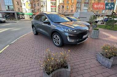 Внедорожник / Кроссовер Ford Escape 2021 в 