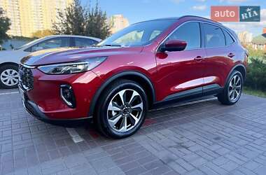 Внедорожник / Кроссовер Ford Escape 2023 в 