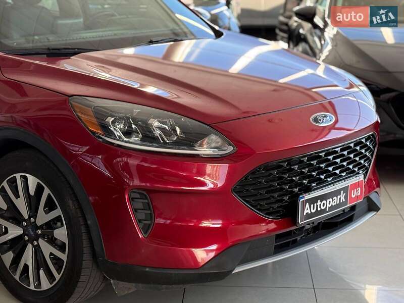 Внедорожник / Кроссовер Ford Escape 2020 в Одессе