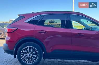 Внедорожник / Кроссовер Ford Escape 2022 в 