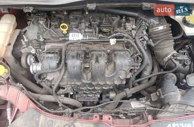 Позашляховик / Кросовер Ford Escape 2013 в 