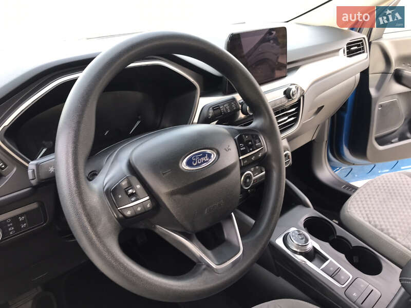 Внедорожник / Кроссовер Ford Escape 2020 в Шептицькому