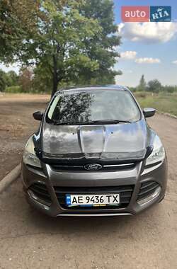 Внедорожник / Кроссовер Ford Escape 2014 в 