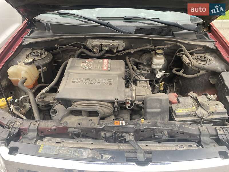 Внедорожник / Кроссовер Ford Escape 2009 в Киеве