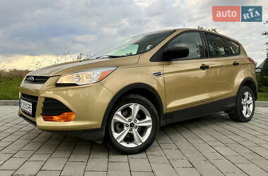 Внедорожник / Кроссовер Ford Escape 2014 в 