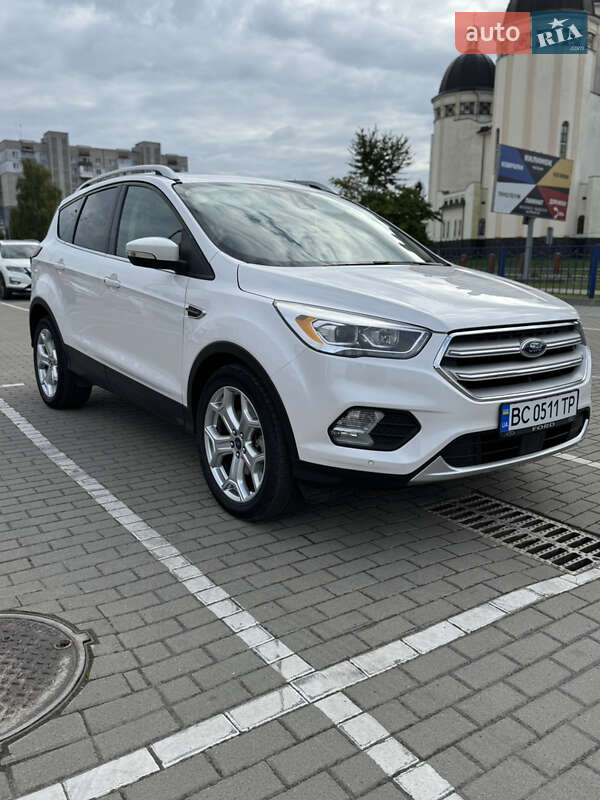 Внедорожник / Кроссовер Ford Escape 2019 в Шептицькому