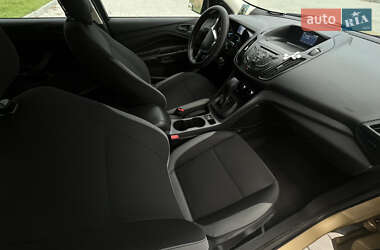 Внедорожник / Кроссовер Ford Escape 2014 в 