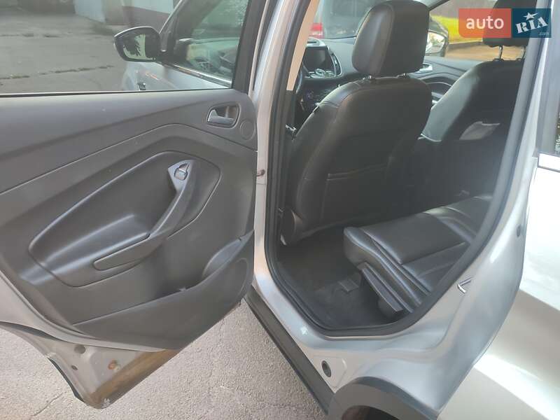 Внедорожник / Кроссовер Ford Escape 2016 в Киеве фото 18 Внедорожник / Кроссовер Ford Escape 2016 в Киеве