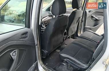 Внедорожник / Кроссовер Ford Escape 2014 в 