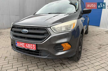 Внедорожник / Кроссовер Ford Escape 2017 в 