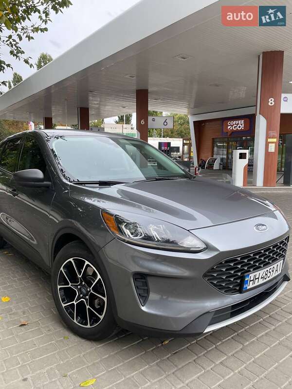 Внедорожник / Кроссовер Ford Escape 2021 в Одессе