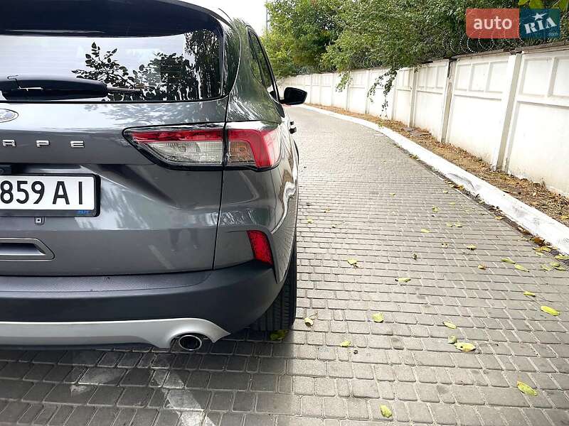 Внедорожник / Кроссовер Ford Escape 2021 в Одессе