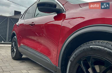Внедорожник / Кроссовер Ford Escape 2020 в 