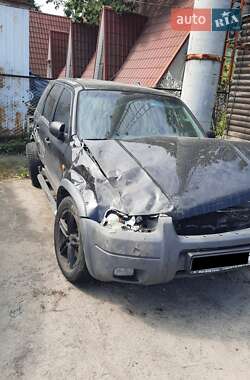 Внедорожник / Кроссовер Ford Escape 2002 в 
