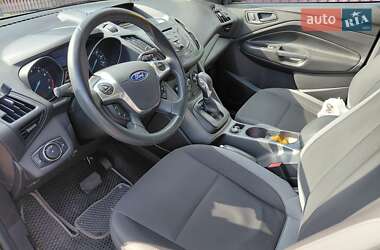 Внедорожник / Кроссовер Ford Escape 2013 в 